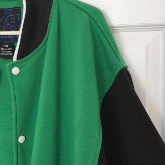 Royal Blue - Men’s Green and Black Snapped Down Jacket. 100% Polyester. Size 5XL - Picture 7 of 13